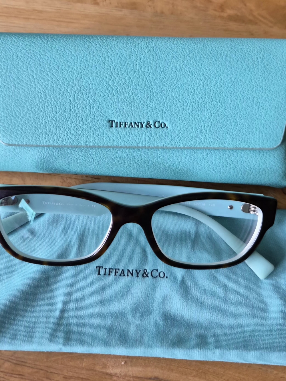 Tiffany Blue Women's Sunglasses with Case and Accessories